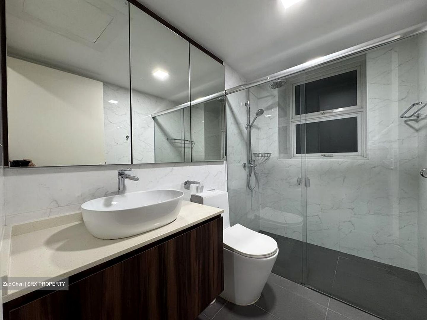 The Esparis (D18), Condominium #522554241